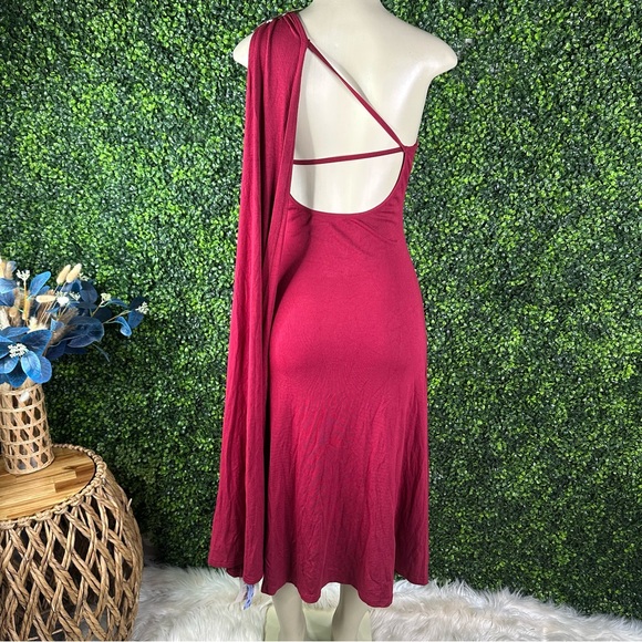 princess polly baby blue dress Nwt Cider asymmetrical One-Shoulder Burgundy midi Dress